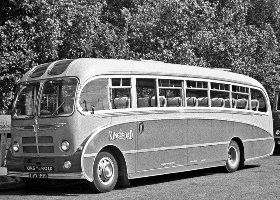  Bedford SBG Burlingham Seagull (C41F) 1954 года  (UK) (фото 1 из 1)